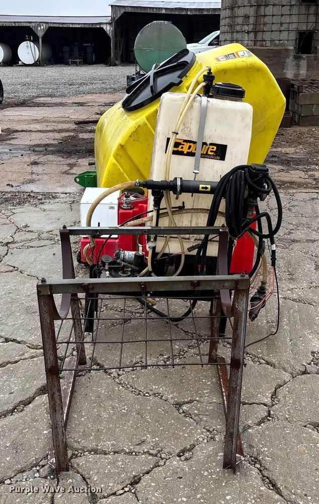 image for item EE4038 (2) liquid insecticide applicators