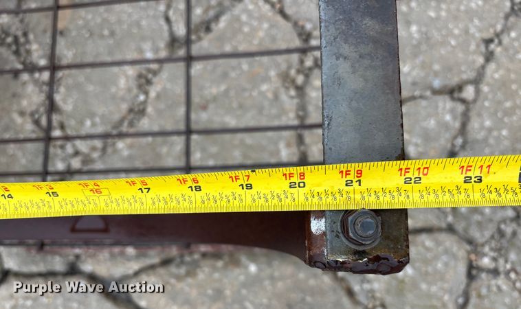 image for item EE4038 (2) liquid insecticide applicators