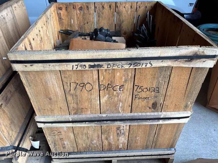 image for item EE4039 John Deere 1790 planter parts