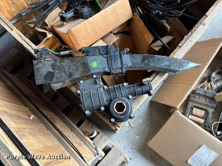 image for item EE4039 John Deere 1790 planter parts