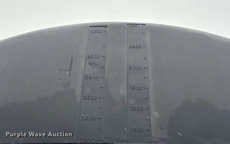 image for item EE4040 1974 Hyster sprayer trailer