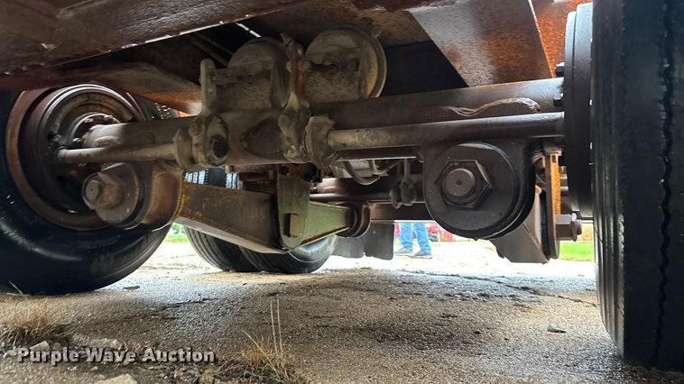 image for item EE4040 1974 Hyster sprayer trailer