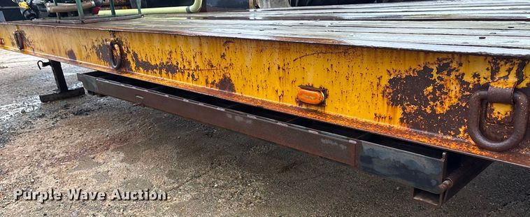 image for item EE4040 1974 Hyster sprayer trailer