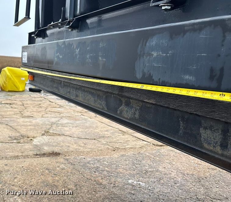 image for item EE4040 1974 Hyster sprayer trailer