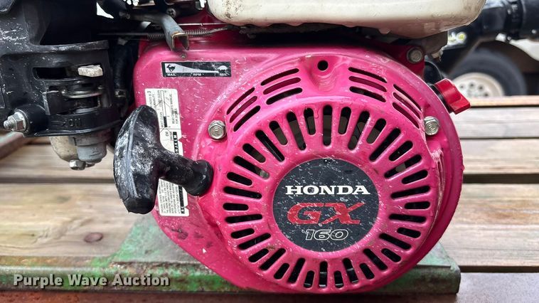 image for item EE4040 1974 Hyster sprayer trailer