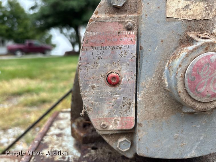 image for item EE4045 Advanced Feeding Systems Flight conveyor