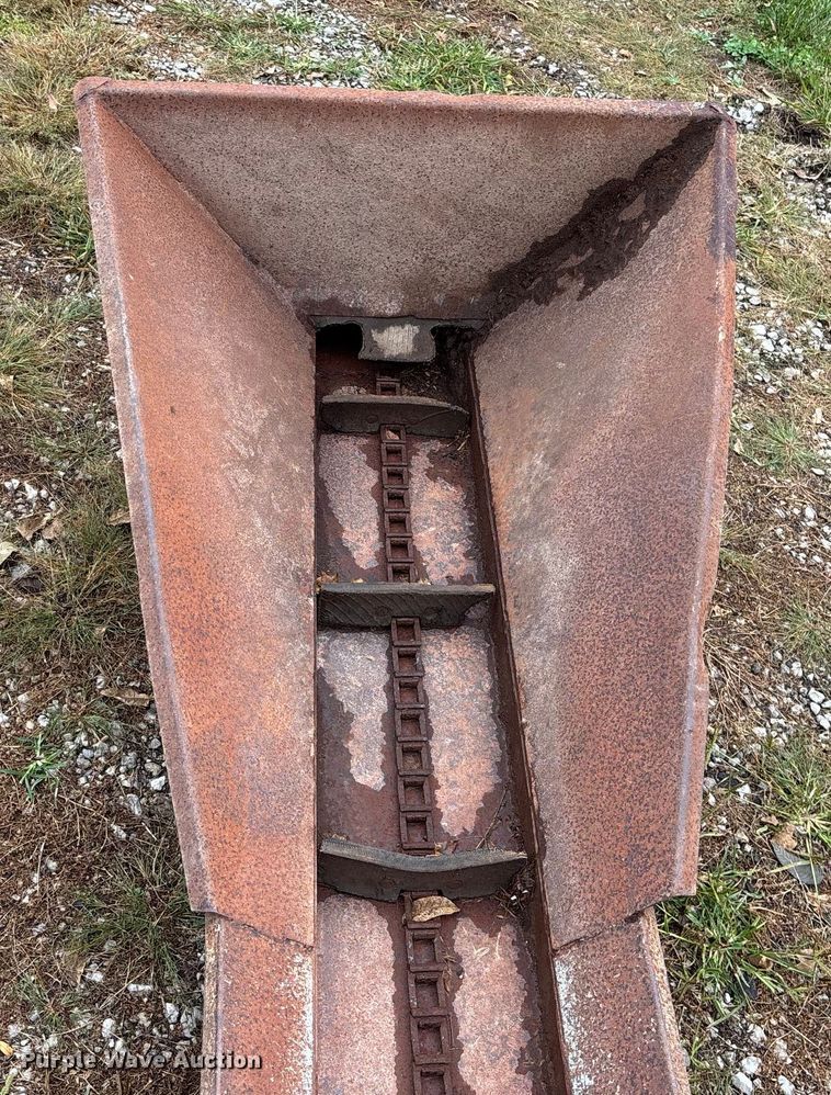 image for item EE4045 Advanced Feeding Systems Flight conveyor