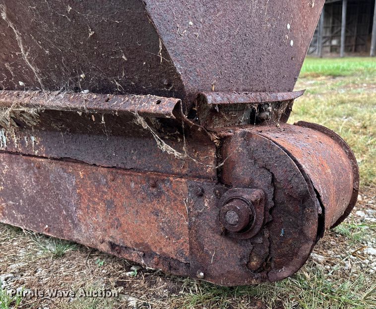 image for item EE4045 Advanced Feeding Systems Flight conveyor