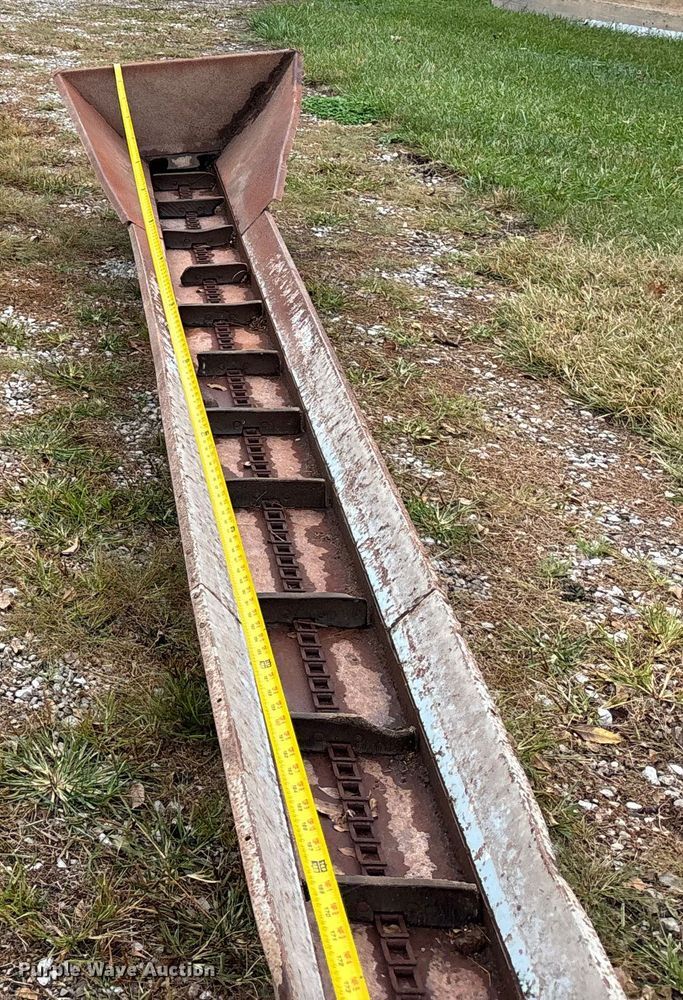 image for item EE4045 Advanced Feeding Systems Flight conveyor