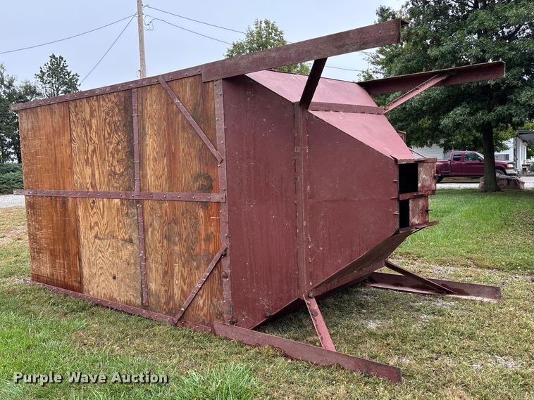 image for item EE4046 Grain bin