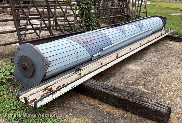 image for item EE4047 Garage door