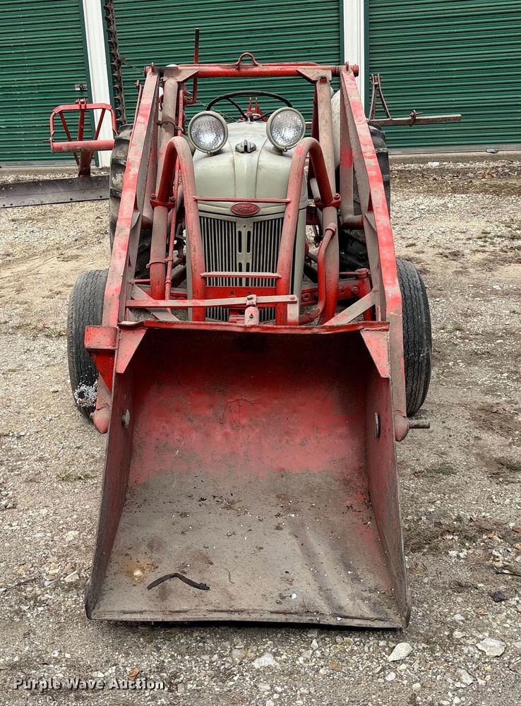image for item EE4072 1950 Ford   8N tractor