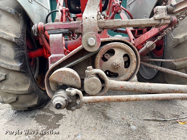 image for item EE4072 1950 Ford   8N tractor