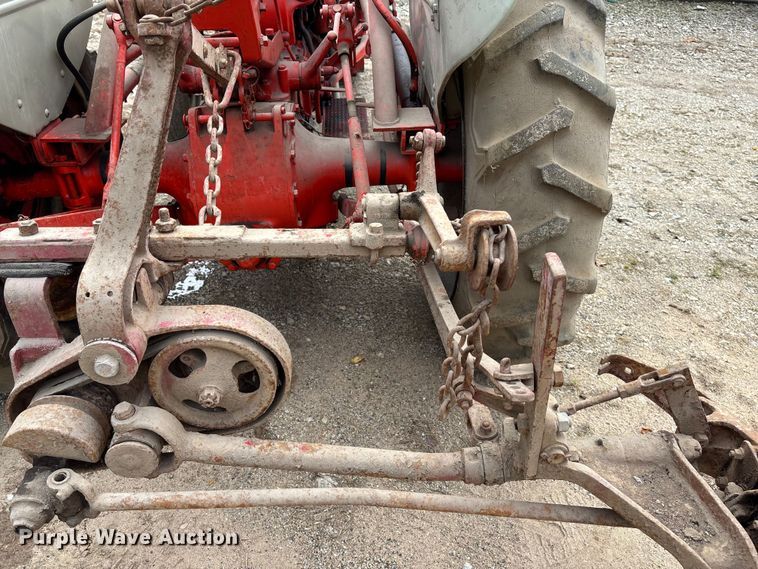 image for item EE4072 1950 Ford   8N tractor
