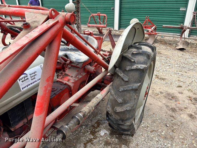 image for item EE4072 1950 Ford   8N tractor