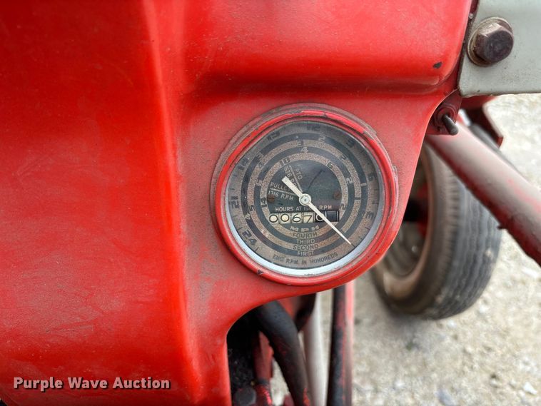 image for item EE4072 1950 Ford   8N tractor