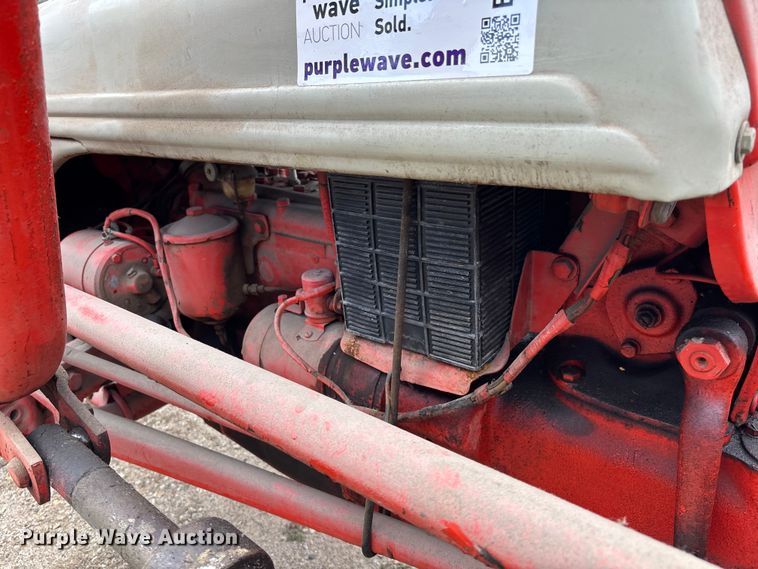 image for item EE4072 1950 Ford   8N tractor
