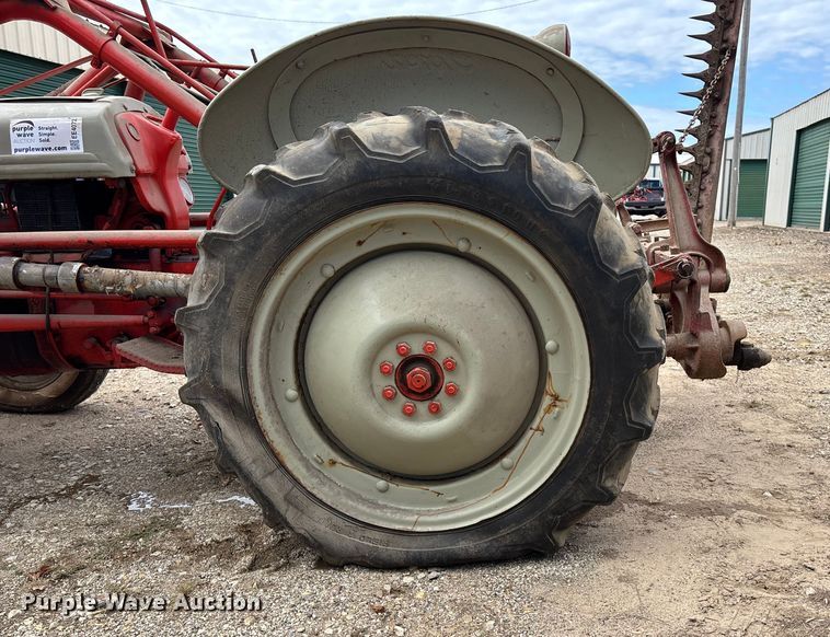 image for item EE4072 1950 Ford   8N tractor