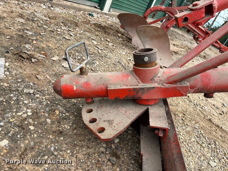 image for item EE4072 1950 Ford   8N tractor