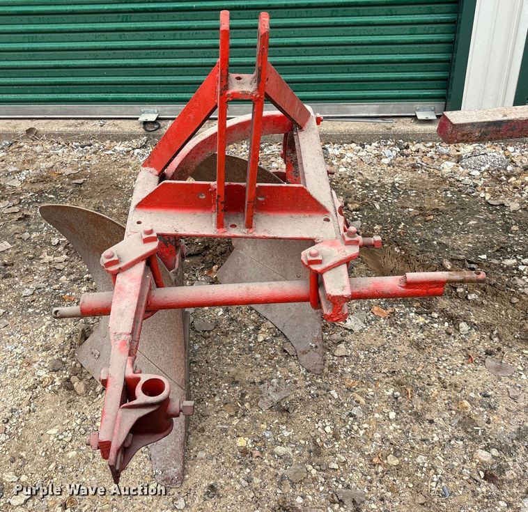 image for item EE4072 1950 Ford   8N tractor