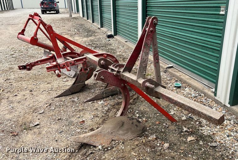 image for item EE4072 1950 Ford   8N tractor