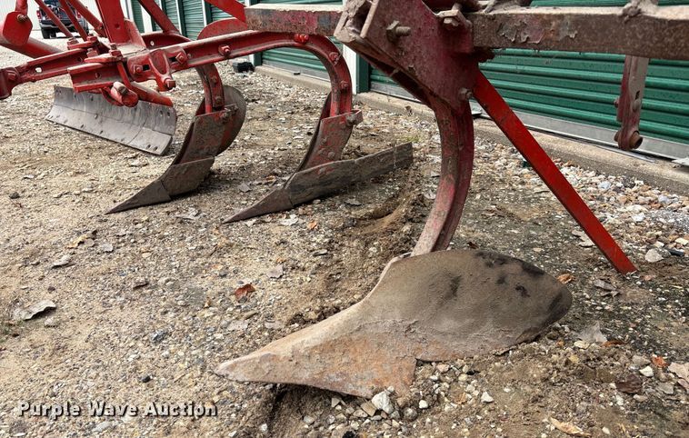 image for item EE4072 1950 Ford   8N tractor