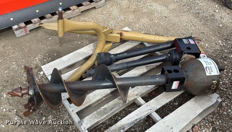 image for item EE4073 Land Pride PD35 post hole digger