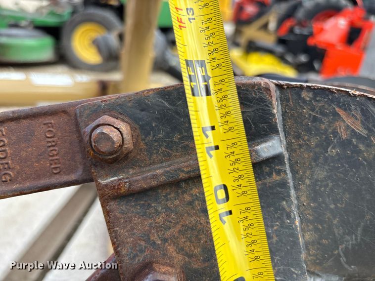 image for item EE4073 Land Pride PD35 post hole digger