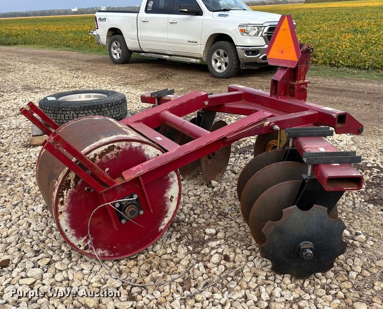 image for item EE4127 Lindsay track closer