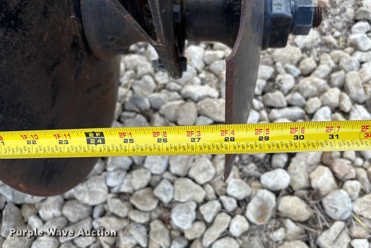 image for item EE4127 Lindsay track closer