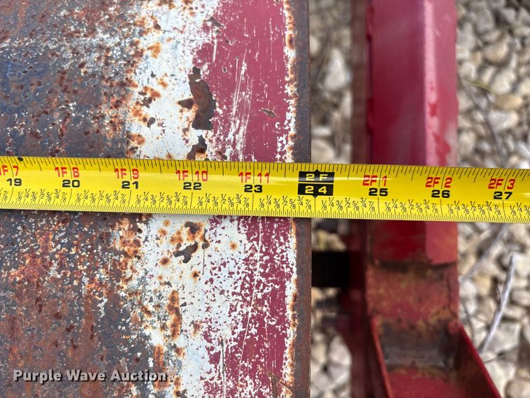 image for item EE4127 Lindsay track closer