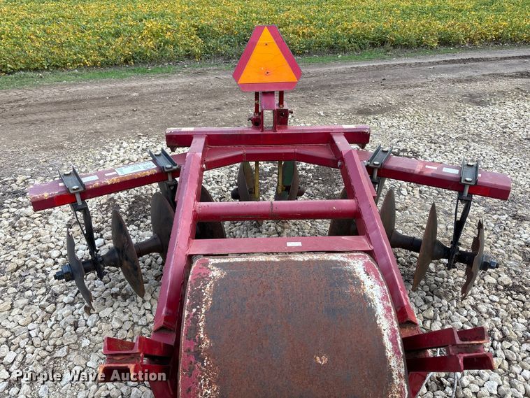 image for item EE4127 Lindsay track closer