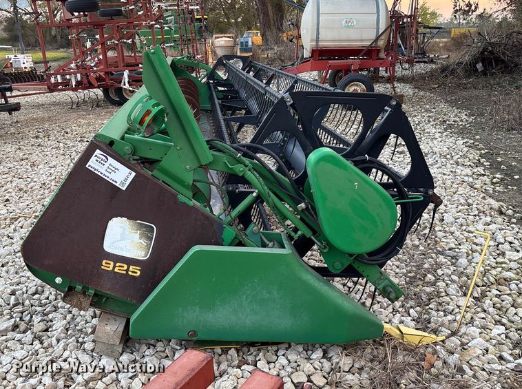 image for item EE4130 John Deere 925 flex head