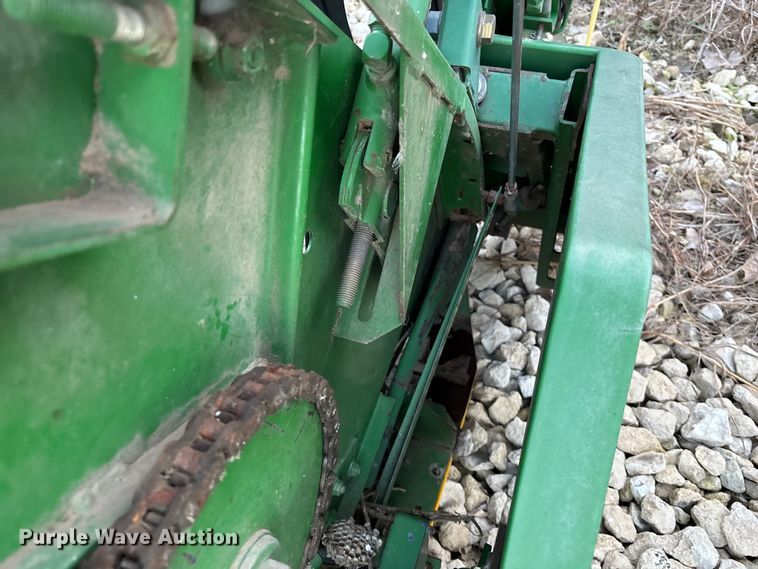 image for item EE4130 John Deere 925 flex head