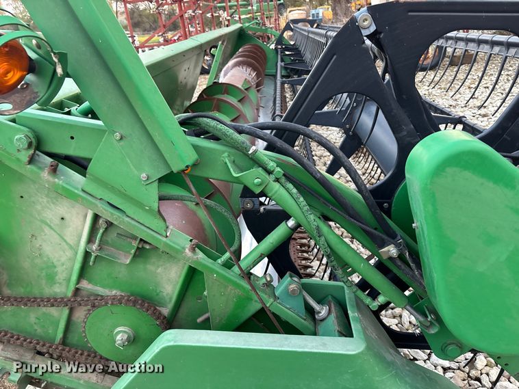 image for item EE4130 John Deere 925 flex head