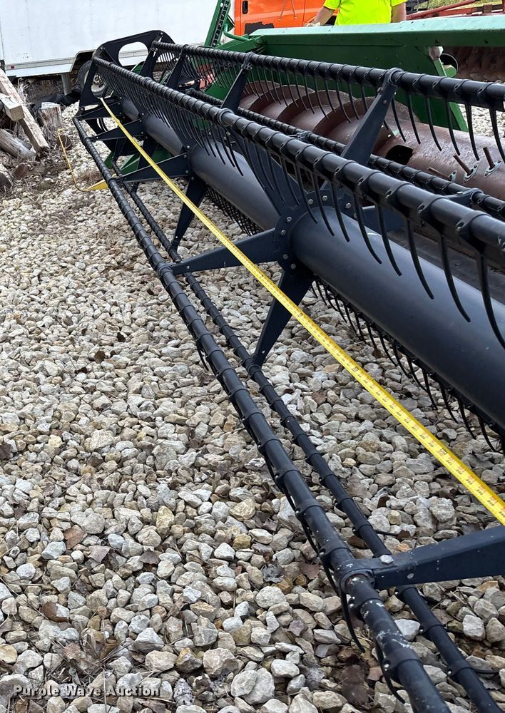 image for item EE4130 John Deere 925 flex head