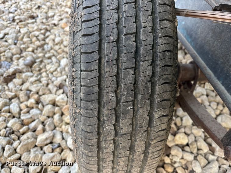 image for item EE4131 John Deere 843 corn head