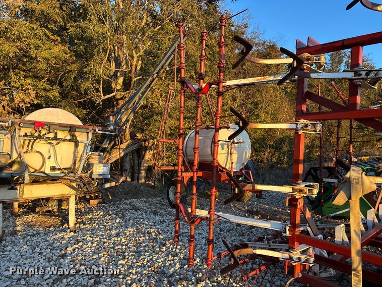 image for item EE4133 Wil-Rich 10 FCW field cultivator