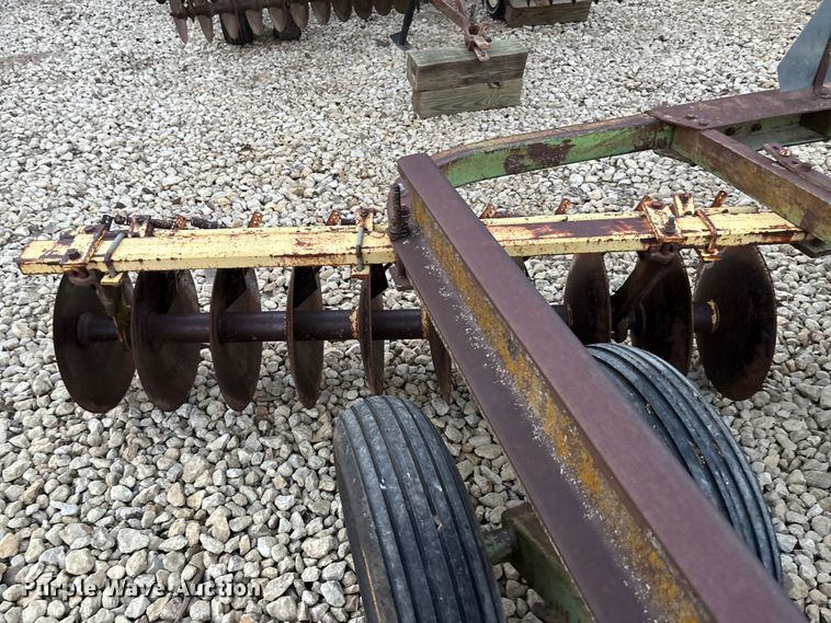 image for item EE4136 John Deere 210 double off-set disk