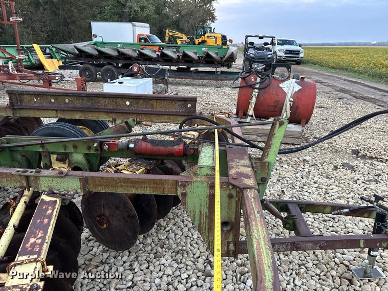 image for item EE4136 John Deere 210 double off-set disk