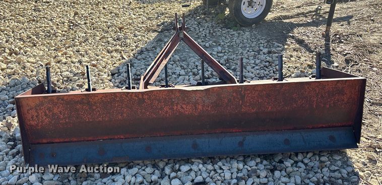 image for item EE4139 Box blade