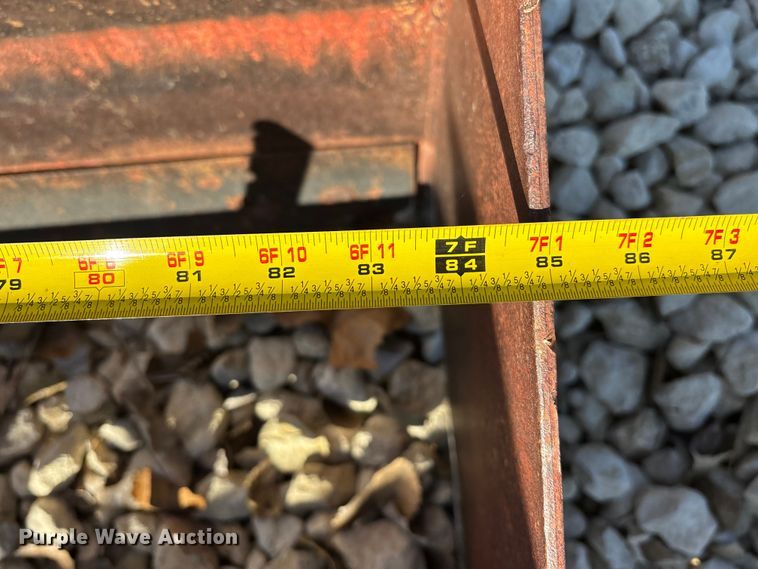 image for item EE4139 Box blade