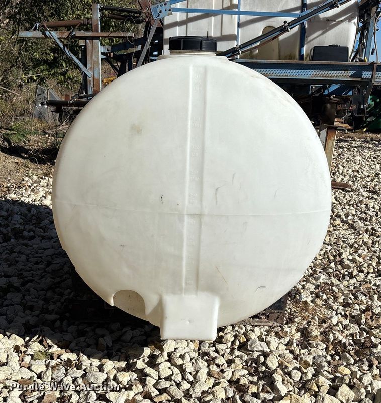 image for item EE4144 Poly tank