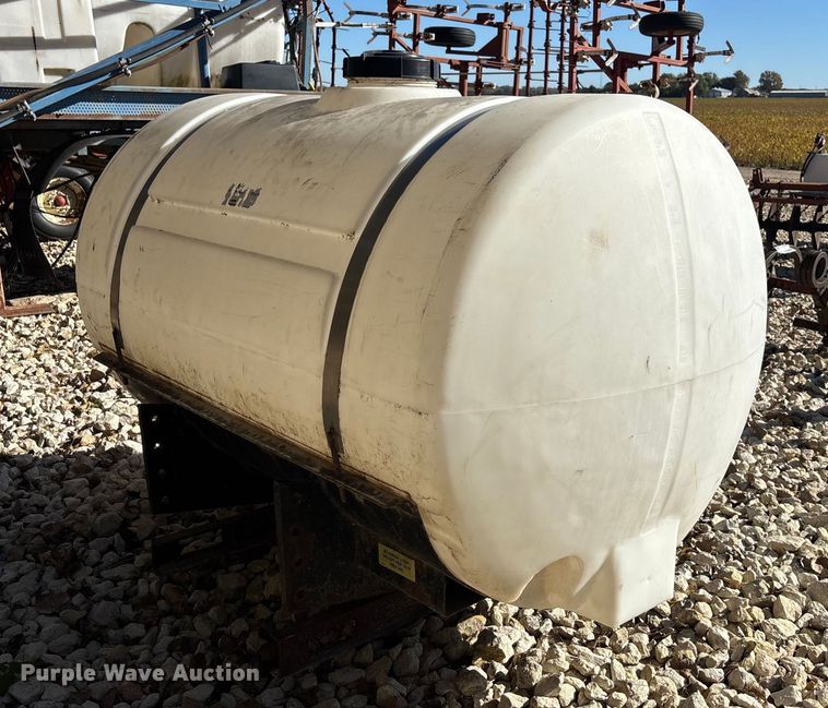 image for item EE4144 Poly tank