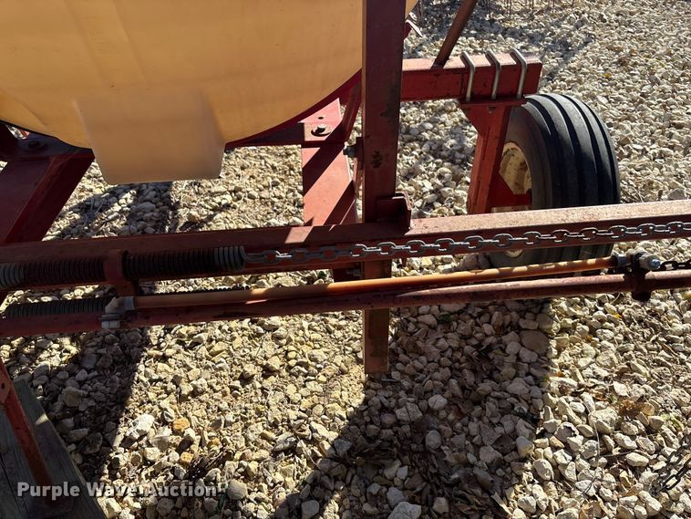 image for item EE4146 PK sprayer trailer