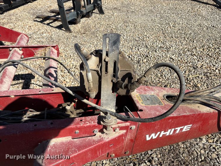 image for item EE4219 White 6100 planter