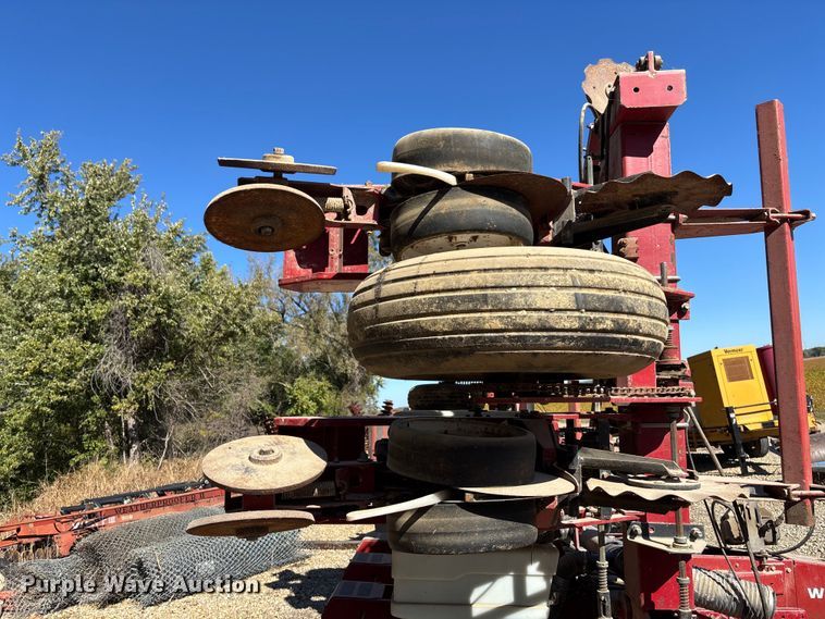 image for item EE4219 White 6100 planter