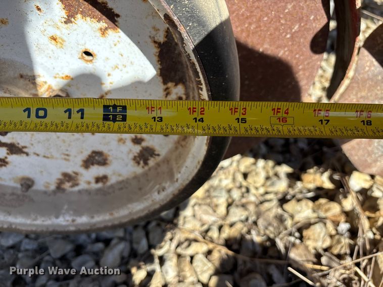 image for item EE4219 White 6100 planter