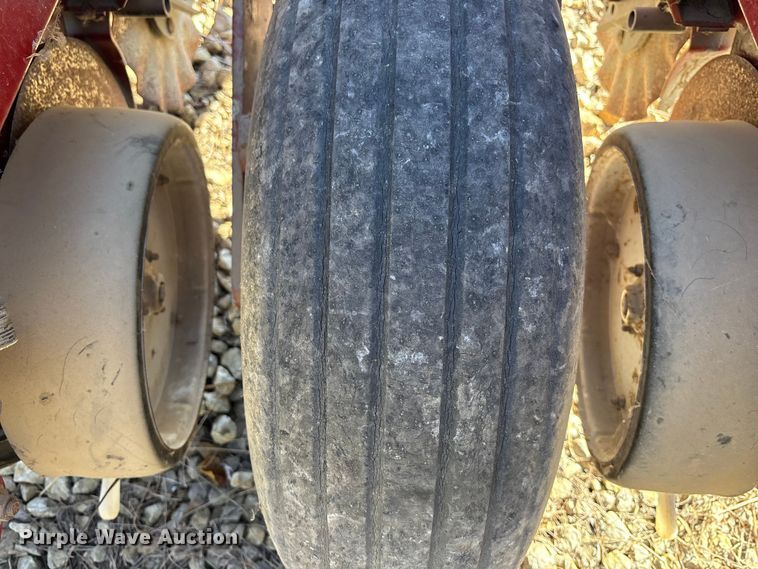 image for item EE4219 White 6100 planter