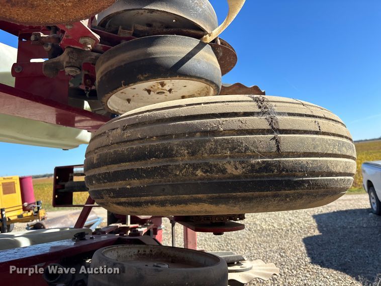 image for item EE4219 White 6100 planter